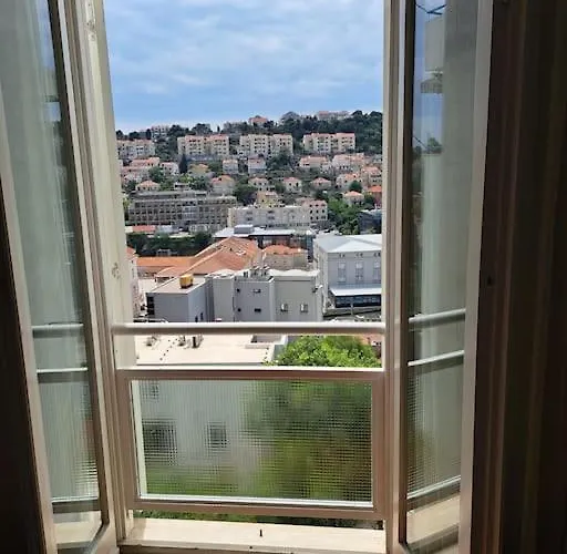 Carrington Lejlighed